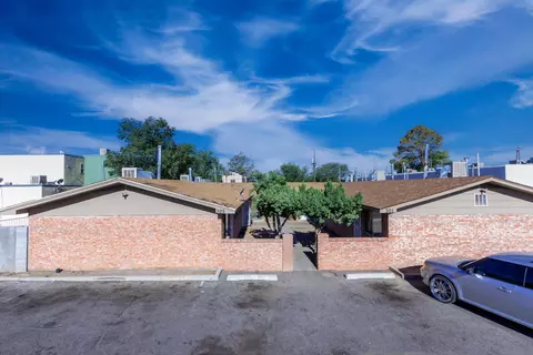 305 Tennessee St SE, Albuquerque, NM 87108