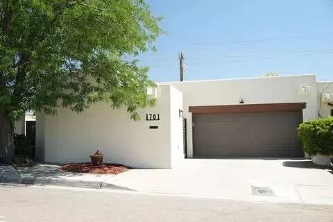 1701 Miracerros Pl NE, Albuquerque, NM 87106