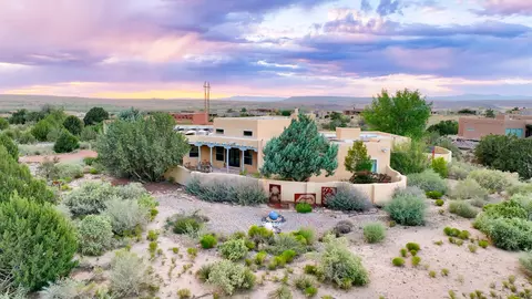 115 Placitas Trails Rd, Placitas, NM 87043