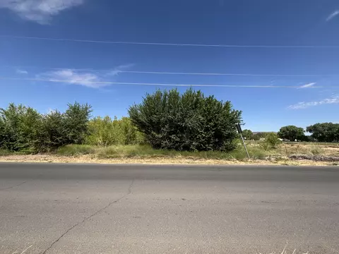 Darla Drive, Los Lunas, NM 87031