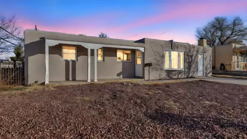 10005 Los Arboles Ave NE, Albuquerque, NM 87112