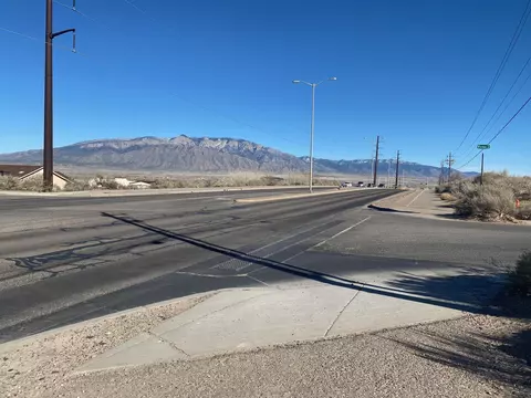561 Vortex Rd NE, Rio Rancho, NM 87124