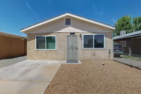 1053 Sawmill Rd, Bernalillo, NM 87004