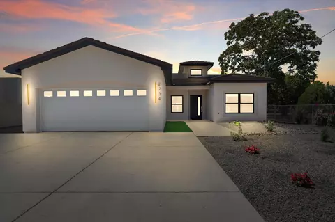 2234 Hooper Rd SW, Albuquerque, NM 87105