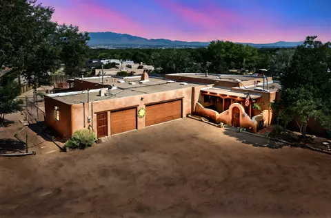 159 El Rey Dr, Corrales, NM 87048