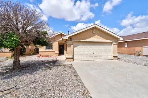 427 Bluethorn Ct SW, Albuquerque, NM 87121