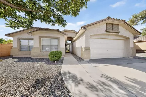 5928 Las Cadenas Rd NW, Albuquerque, NM 87120