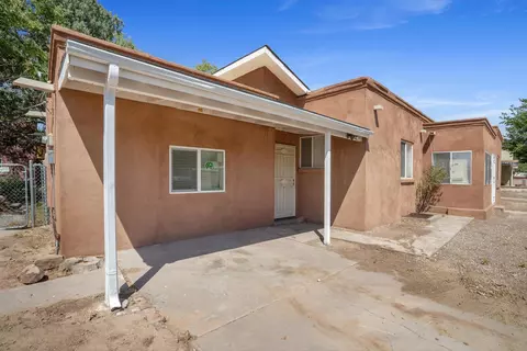 305 56th St SW, Albuquerque, NM 87121