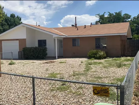 2508 Los Viejitos St NW, Albuquerque, NM 87120