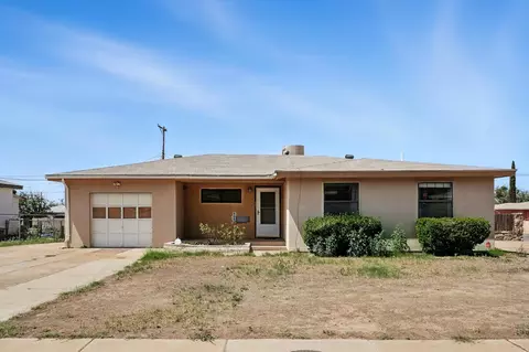 909 Cedar Ave, Alamogordo, NM 88310