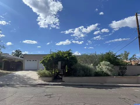 9116 Orlando Pl NE, Albuquerque, NM 87111
