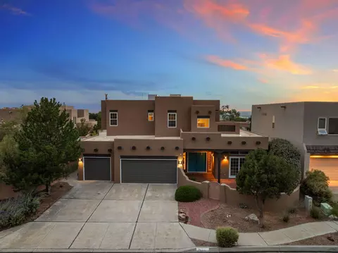 5805 Mariola Pl NE, Albuquerque, NM 87111