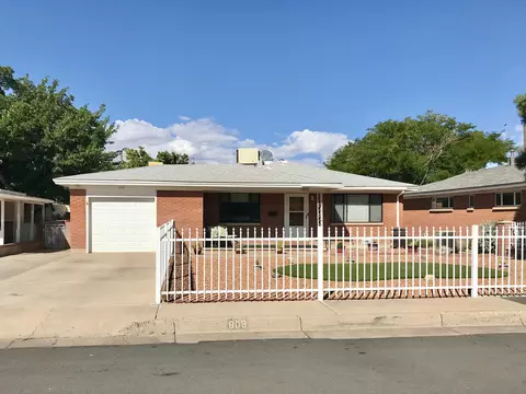 809 Cagua Dr NE, Albuquerque, NM 87108