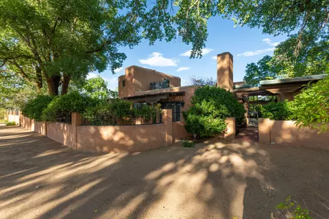 2830 Rio Bravo Blvd SW, Albuquerque, NM 87105