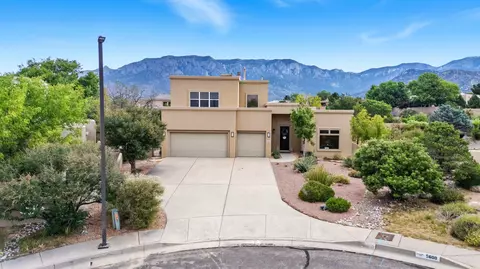 5604 Mariola Pl NE, Albuquerque, NM 87111