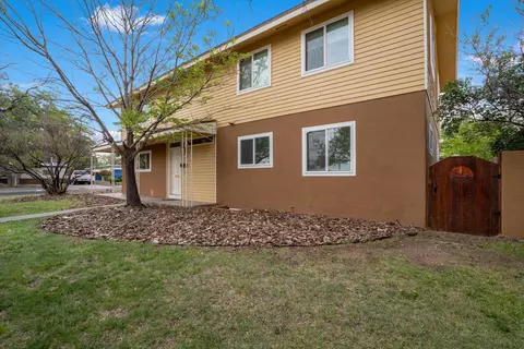 4244 Broadmoor Ave NE, Albuquerque, NM 87108