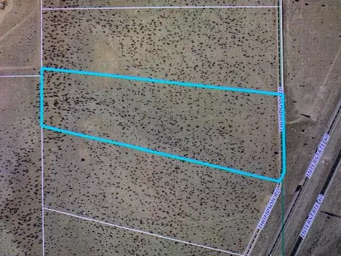351 Thompson Rd, Edgewood, NM 87015