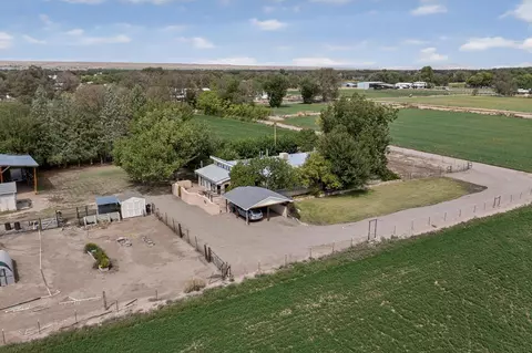 71 Olguin Rd, Jarales, NM 87023