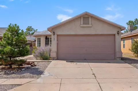 615 82nd St SW, Albuquerque, NM 87121