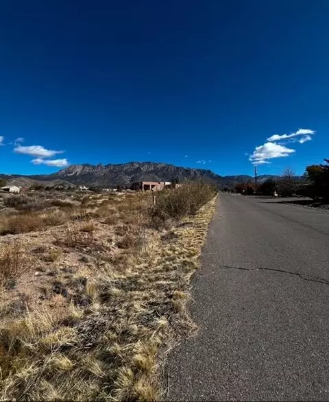 Oakland Avenue Ne, Albuquerque, NM 87122