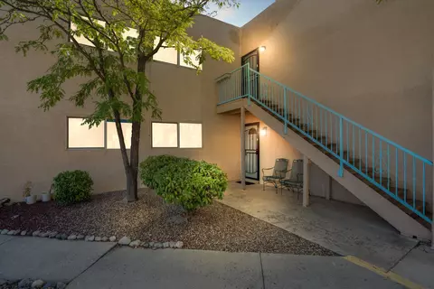 4703 Country Club Ln NW #H-1, Albuquerque, NM 87114