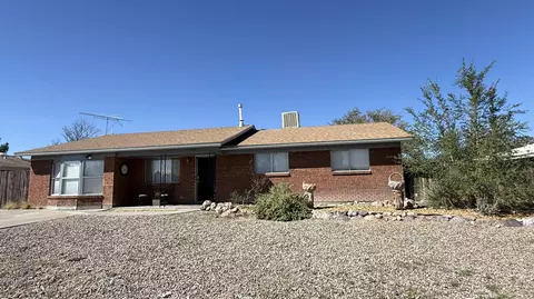 1209 Lewis Dr, Socorro, NM 87801