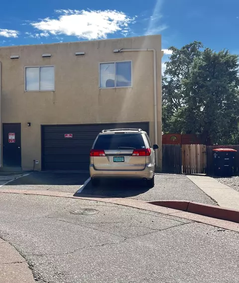 12000 Stilwell Pl NE #C, Albuquerque, NM 87112