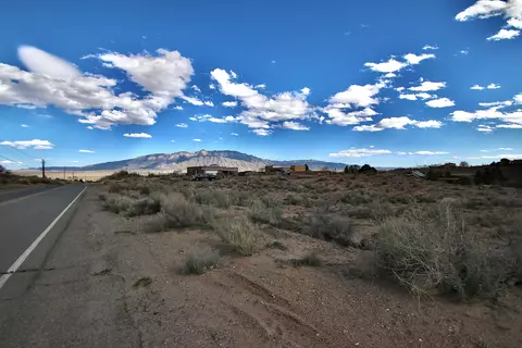 1841 Galicia Ct NE, Rio Rancho, NM 87144