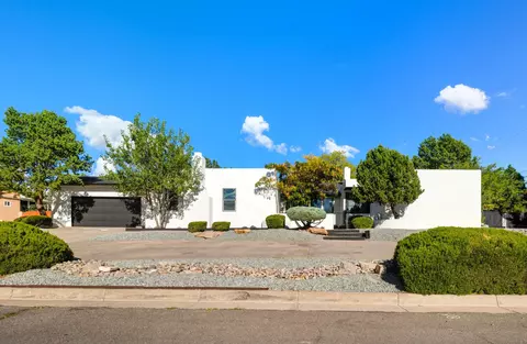 1312 Stagecoach Ln SE, Albuquerque, NM 87123
