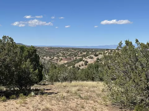 7 Old Rail Pass, Sandia Park, NM 87047