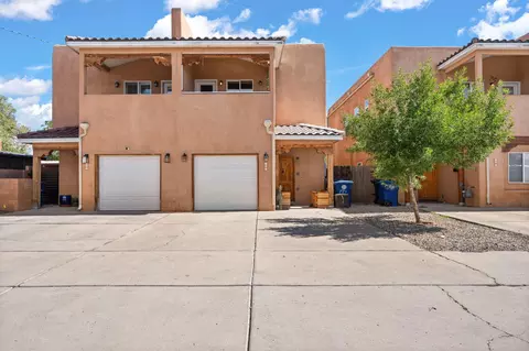 722 11th St NW, Albuquerque, NM 87102