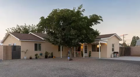 3103 Los Tomases Dr NW, Albuquerque, NM 87107