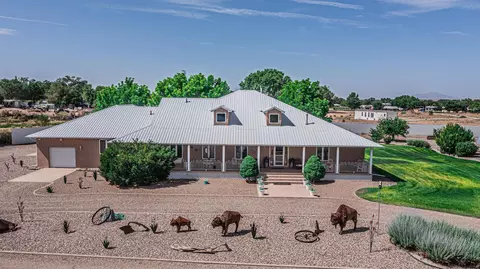 40 La Bajada Rd, Los Lunas, NM 87031