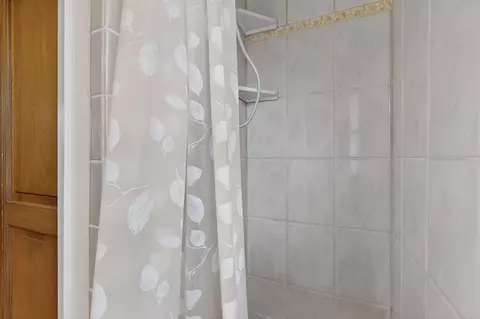 Bath - 88 Juniper Hill Loop, Cedar Crest, NM 87008 photo 6 of 6