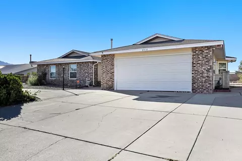 4516 Quartz Dr NE, Rio Rancho, NM 87124