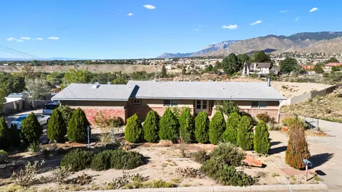 829 Stagecoach Rd SE, Albuquerque, NM 87123