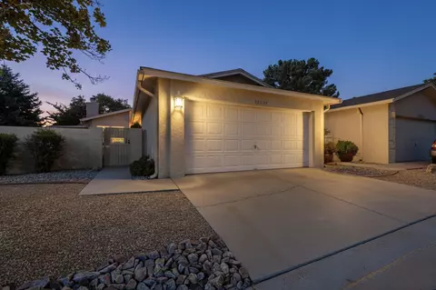 10601 Central Park Dr NE, Albuquerque, NM 87123