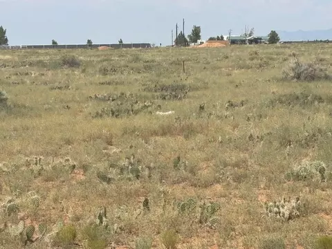14 Meadowlake Road # 11, Meadow Lake, NM 87031