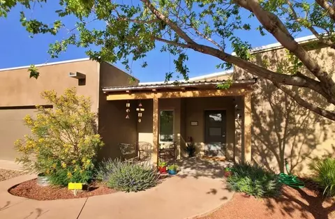 4842 Guadalupe Trl NW #C, Albuquerque, NM 87107