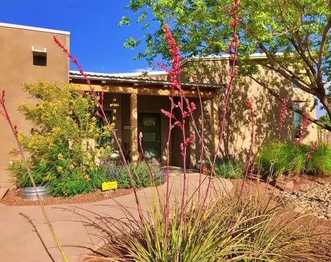 4842 Guadalupe Trl NW #C, Albuquerque, NM 87107