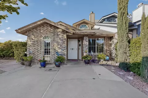 5429 Gold Rush Dr NW, Albuquerque, NM 87120