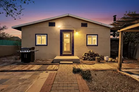 704 Elm St, Magdalena, NM 87825