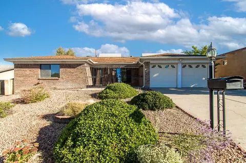 4713 Oahu Dr NE, Albuquerque, NM 87111