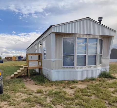8 Delaware Ct, Moriarty, NM 87035