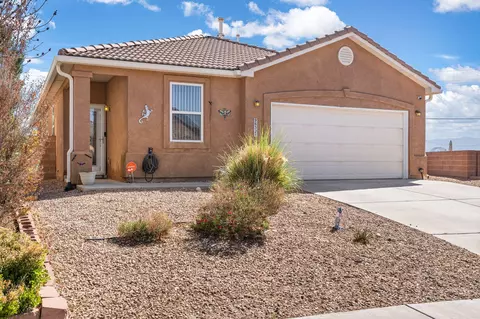 9632 Jacks Creek Dr NW, Albuquerque, NM 87114