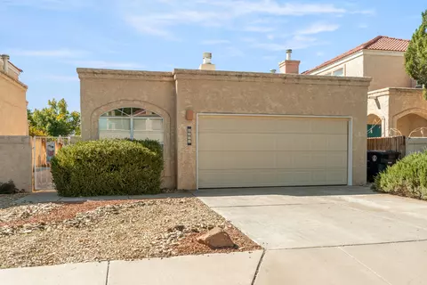 6921 El Cajon Ct NW, Albuquerque, NM 87120