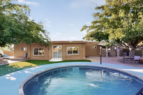 808 Villa Verde Dr SE, Rio Rancho, NM 87124