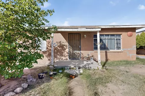 3733 Arno St NE, Albuquerque, NM 87107