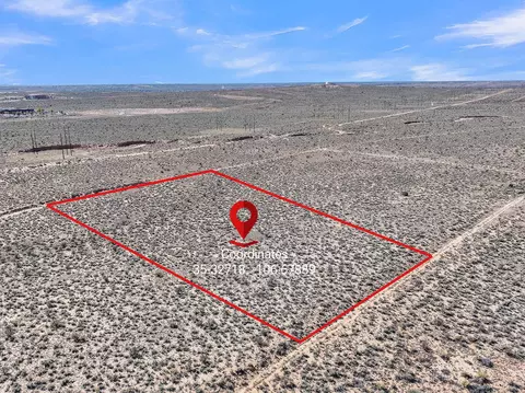 2826 Nutmeg Rd NE, Rio Rancho, NM 87144
