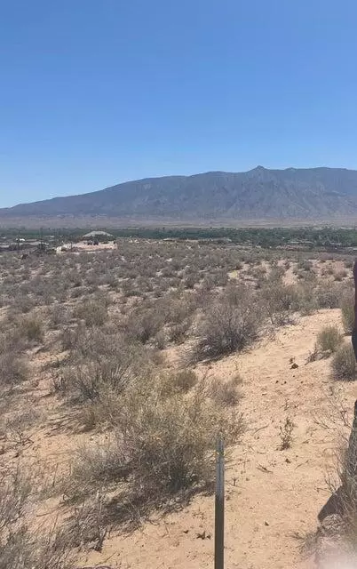 30 Paseo Alto Oeste, Corrales, NM 87048